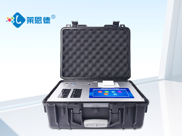 威海翔宇環(huán)?？萍假?gòu)買五參數(shù)食品重金屬檢測(cè)儀